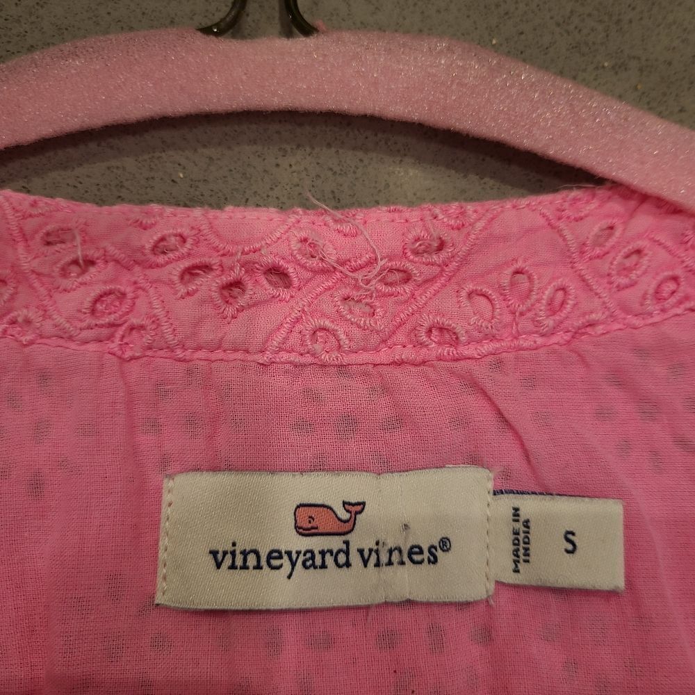 Vineyard Vines Top - Picture 5 of 6